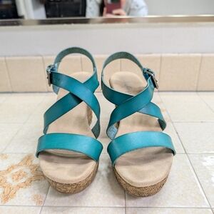 Daytrip Moonstone Wedges